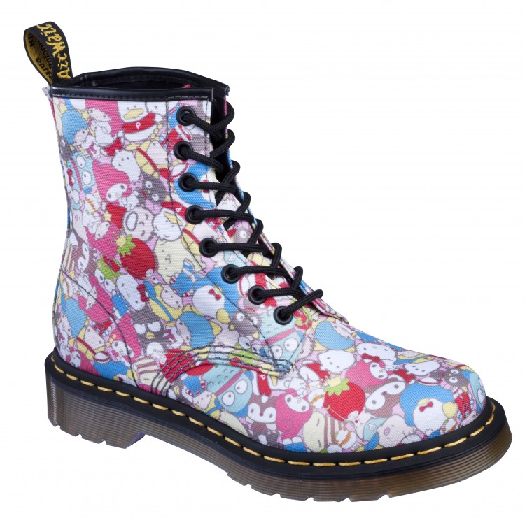 13801101_SANRIO_SANRIO-BOOT_8-EYE-BOOT_MULTI_PRINT-CANVAS-750x741.jpg